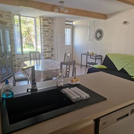 Villa La glycine Sinsat Esterno foto